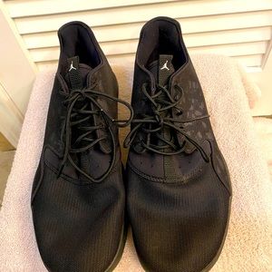 Men’s Tennis Shoes